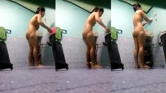 Bhai Apni Badi bahen ki nahane ki recording kiya